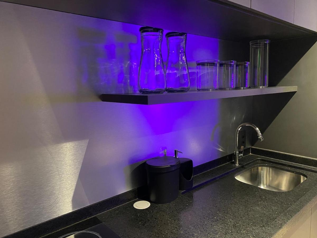 P109 - Luxo Em Pinheiros | Metro | Av. Reboucas Apartamento São Paulo