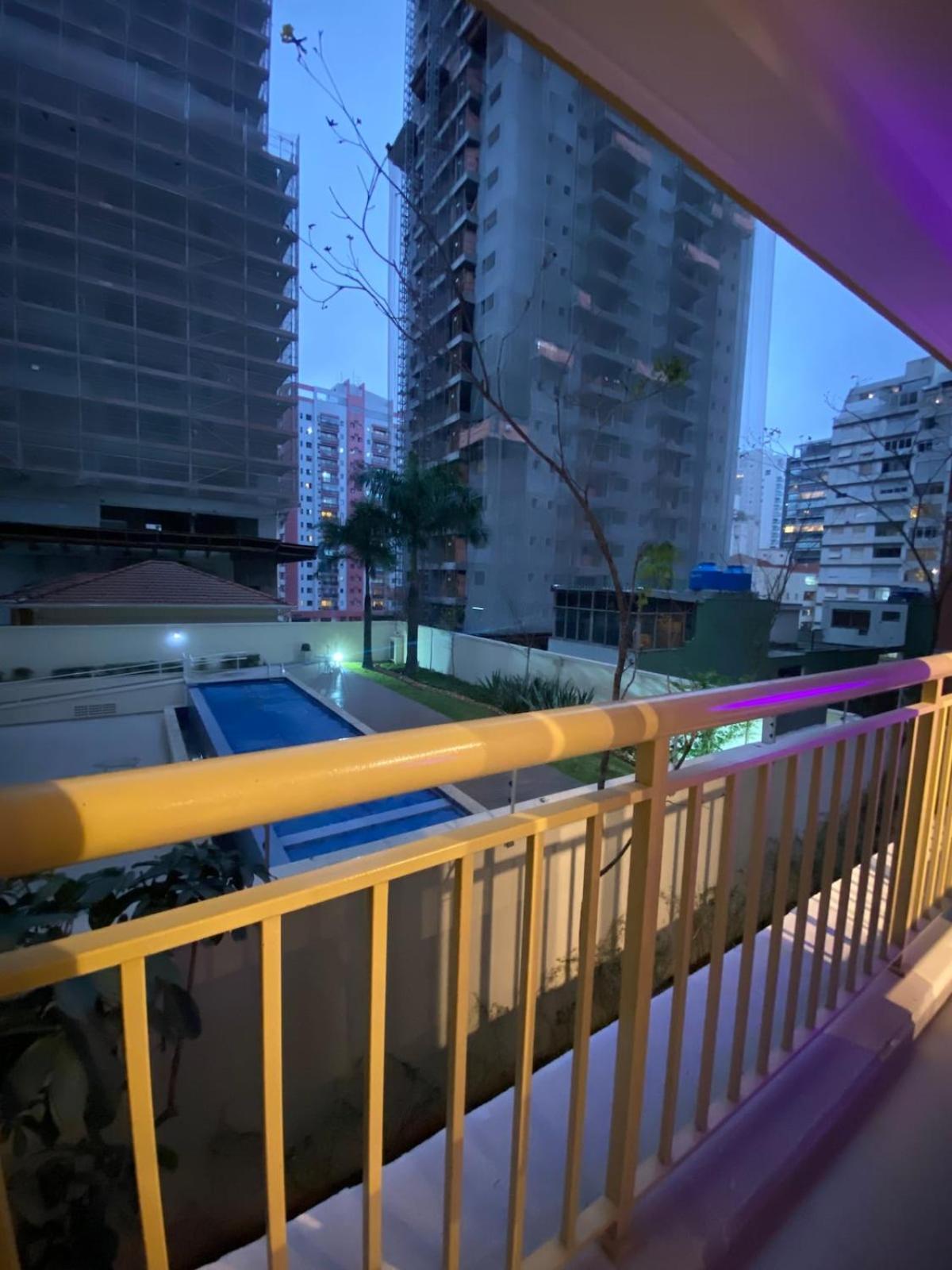 P109 - Luxo Em Pinheiros | Metro | Av. Reboucas Apartamento